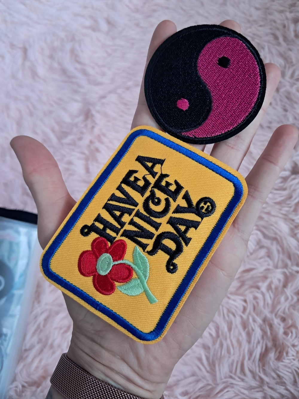 'Have A Nice Day' Patch & Black-Pink Yin Yang Patch Set! - Picture 6 of 6